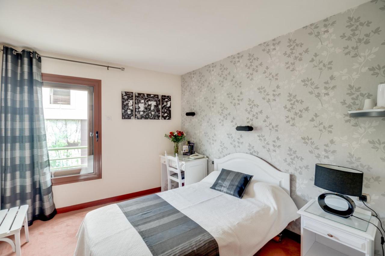 Contact Hotel Limoges - Hotel Des Deux Moulins Ngoại thất bức ảnh