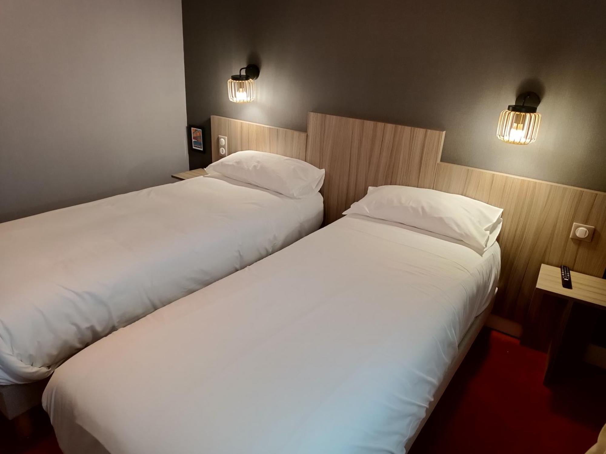 Contact Hotel Limoges - Hotel Des Deux Moulins Ngoại thất bức ảnh