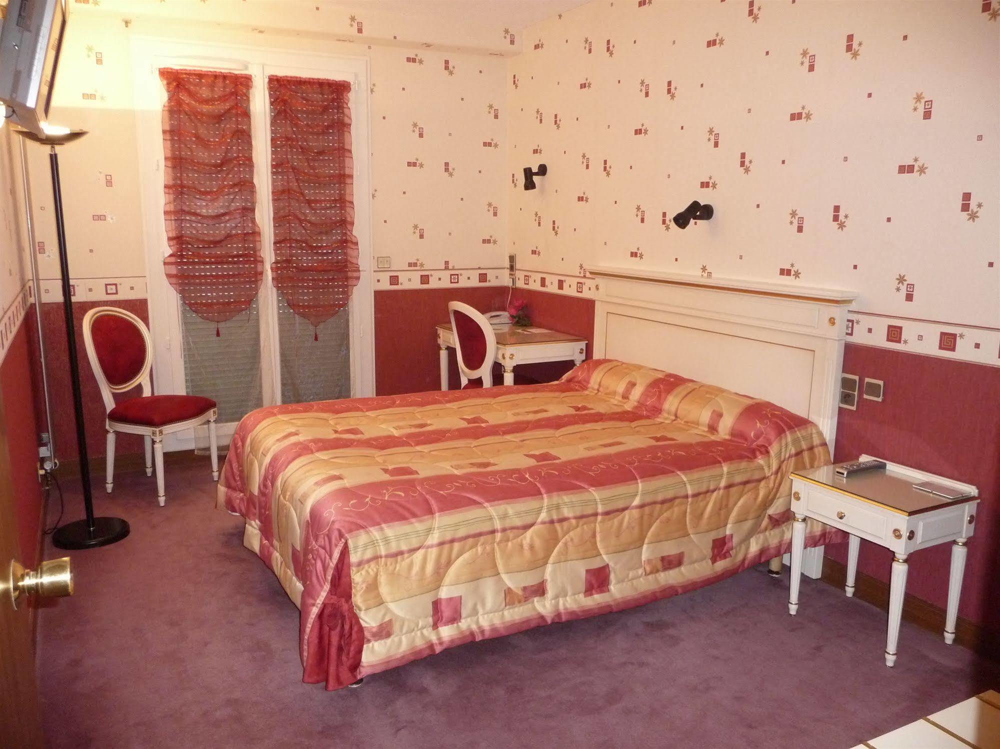 Contact Hotel Limoges - Hotel Des Deux Moulins Ngoại thất bức ảnh