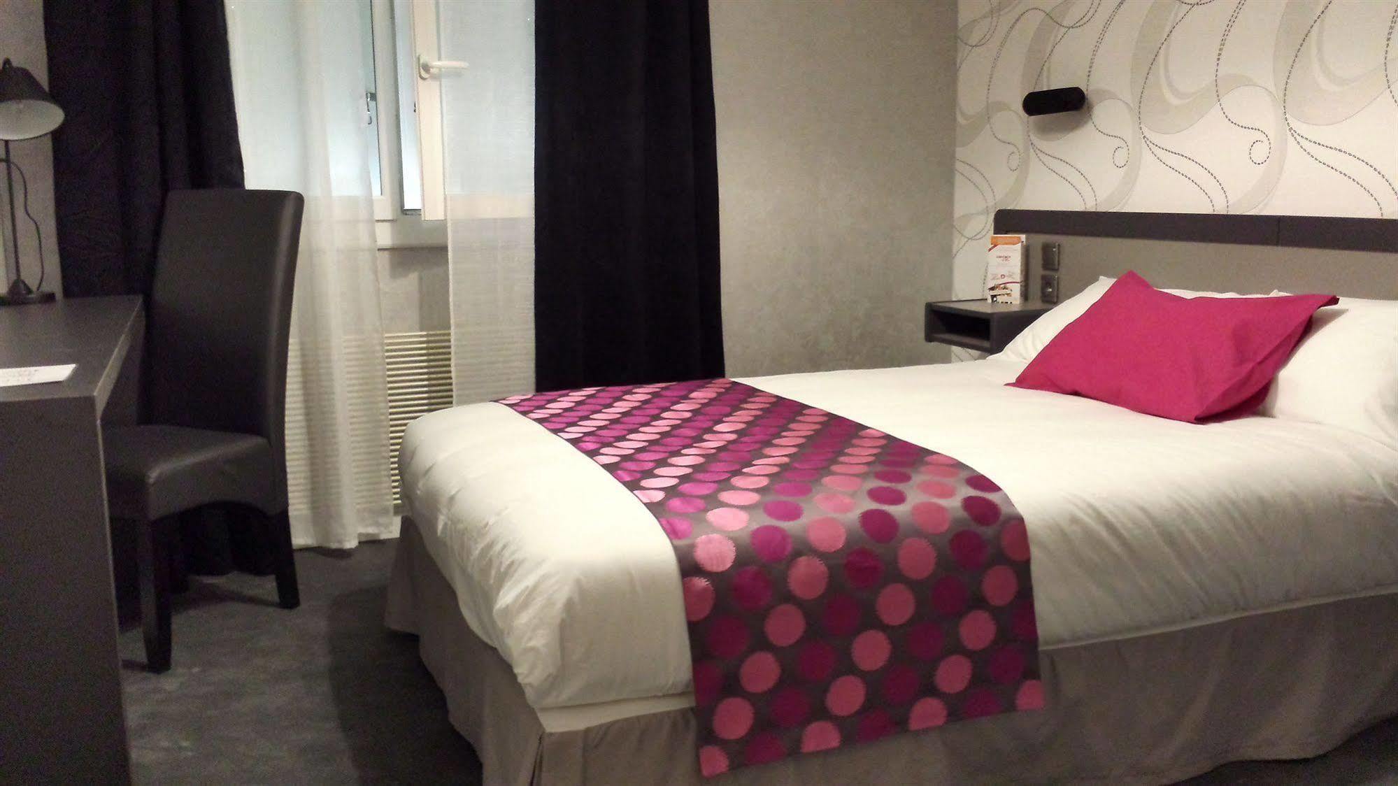 Contact Hotel Limoges - Hotel Des Deux Moulins Ngoại thất bức ảnh